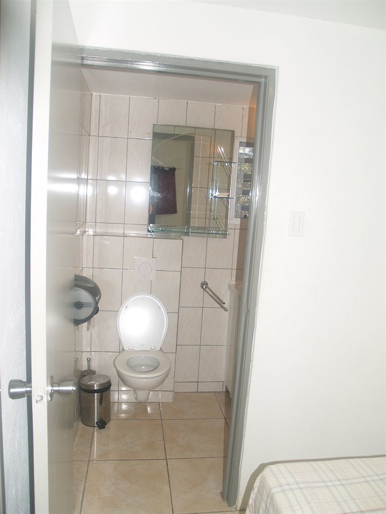 Hotel Barbarossa Karlsruhe Kültér fotó
